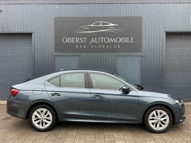 Gebraucht Skoda Octavia 116 PS (85 kW) 2020 Grau Limousine