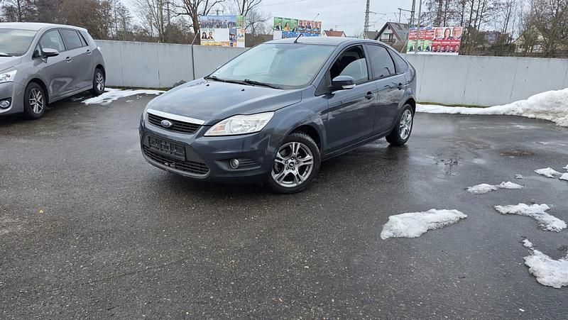 Używany Ford Focus Titanium 109 KM (80 kW) 2010 Szary Hatchback