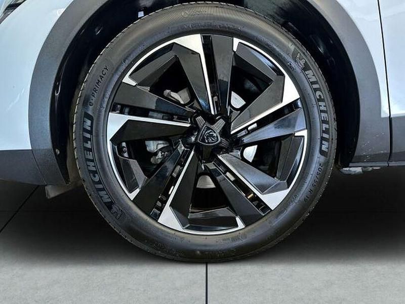 Gebraucht Peugeot 408 Allure 131 PS (96 kW) 2023 Weiss/typ aussenverkleidung me Limousine