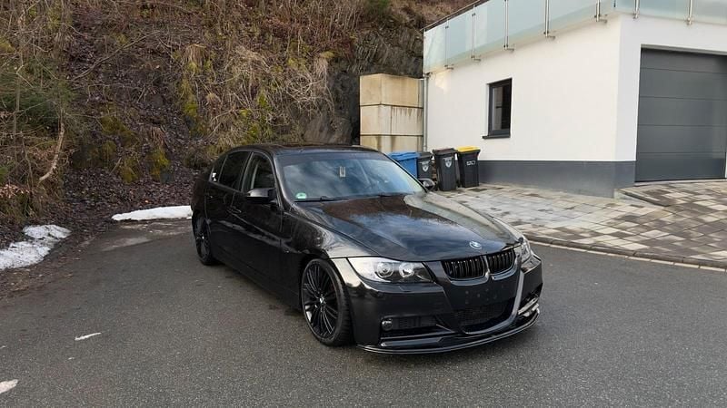 Gebraucht BMW 320 M Sport 163 PS (119 kW) 2005 Schwarz Limousine