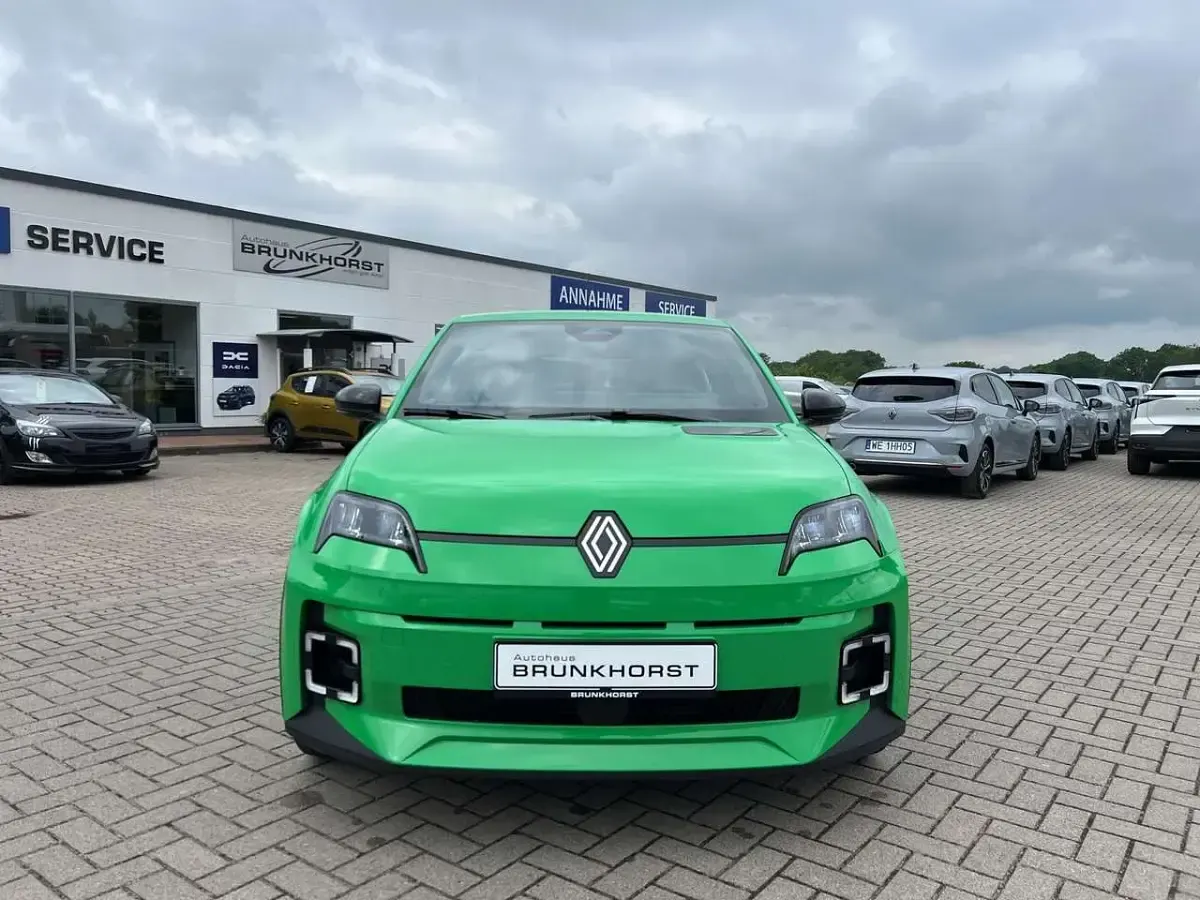 Neu Renault R5 Evolution 89 kW (122 PS) 2026 Popgreen Kleinwagen