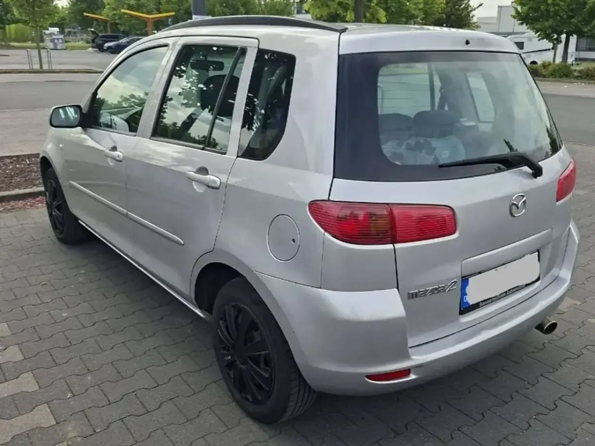 Gebraucht Mazda 2 Active 80 PS (58 kW) 2004 Silber Kleinwagen