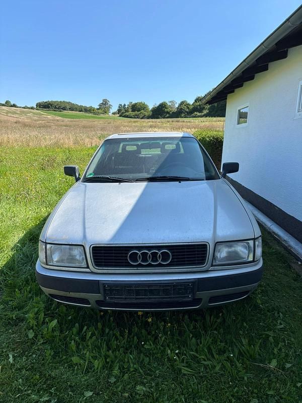 Silber Gebraucht 1995 Audi 80 Limousine | 999 € - Bild 1/4