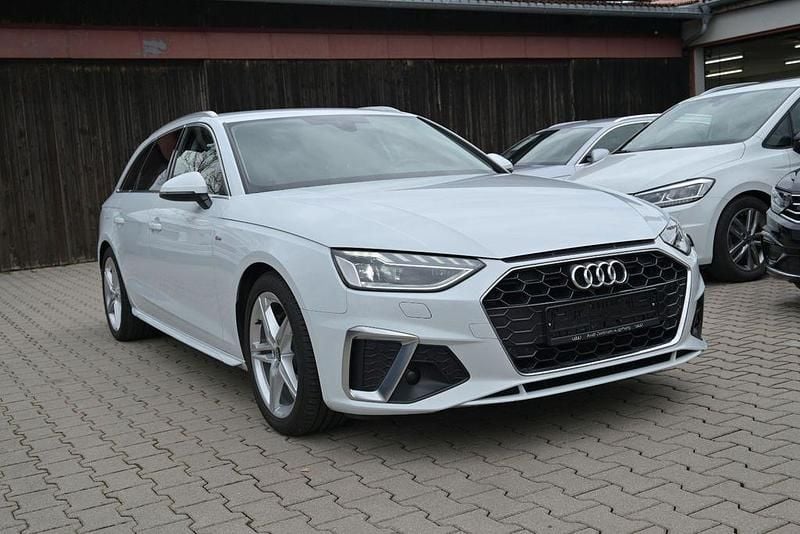 Gebraucht Audi A4 S-Line 204 PS (150 kW) 2022 Weiß Kombi