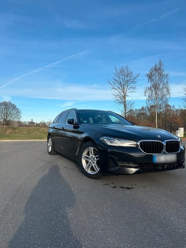 Gebraucht BMW 520 190 PS (139 kW) 2020 Schwarz Kombi