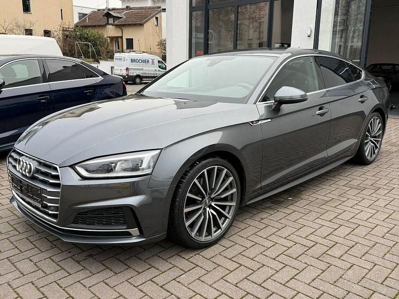 Grau Gebraucht 2017 Audi A5 Sportback S-Line Kleinwagen | 24.900 € (Fairer Preis) - Bild 1/4