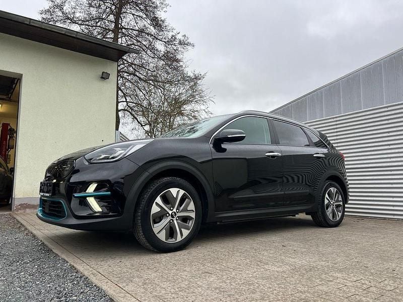 Gebraucht Kia e-Niro Spirit 150 kW (204 PS) 2021 Schwarz SUV