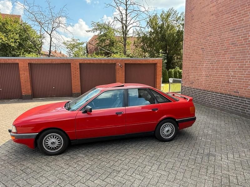 Gebraucht Audi 90 85 PS (62 kW) 1988 Rot Limousine