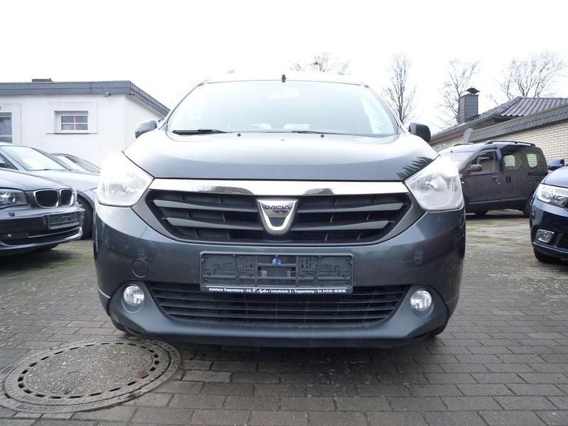 Grau Gebraucht 2018 Dacia Dokker Lauréate Van / Kleinbus | 8.799 € (Superpreis) - Bild 1/4