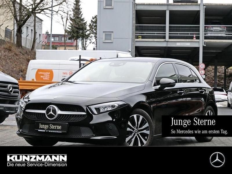 Gebraucht Mercedes A250 Progressive 218 PS (160 kW) 2021 Nachtschwarz Limousine