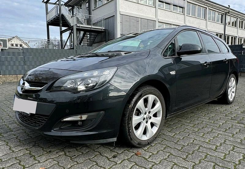 Gebraucht Opel Astra Energy 140 PS (102 kW) 2015 Schwarz Kombi