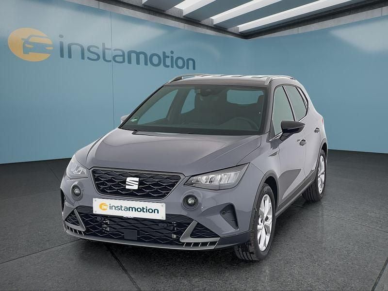 Grau Neu 2025 Seat Arona FR SUV | 25.449 € (Teuer) - Bild 1/4