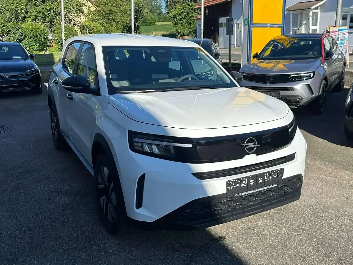 Gebraucht Opel Frontera Edition 83 kW (113 PS) 2025 Arktis weiß SUV