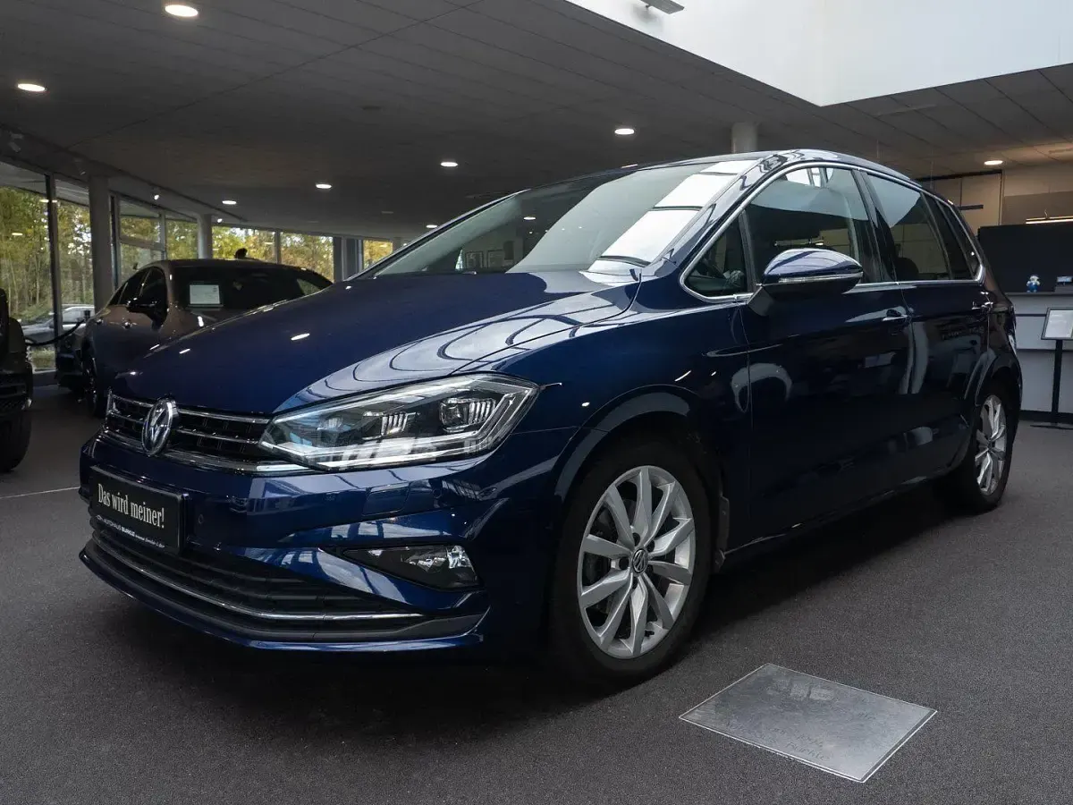 Gebraucht VW Golf Sportsvan Highline 131 PS (96 kW) 2019 Blau Van / Kleinbus