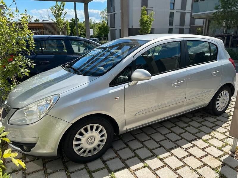 Silber Gebraucht 2007 Opel Corsa Kleinwagen | 4.000 € (Fairer Preis) - Bild 1/4