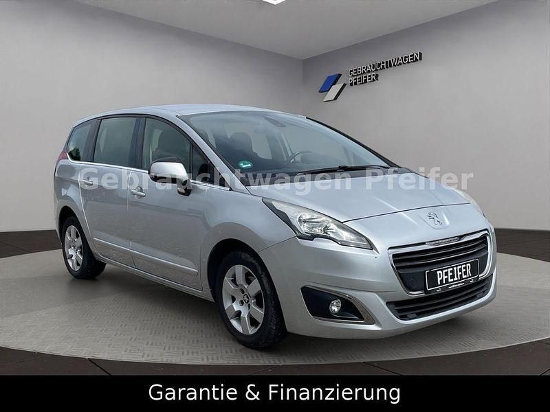 Grau Gebraucht 2014 Peugeot 5008 Active Van / Kleinbus | 6.390 € (Fairer Preis) - Bild 1/4