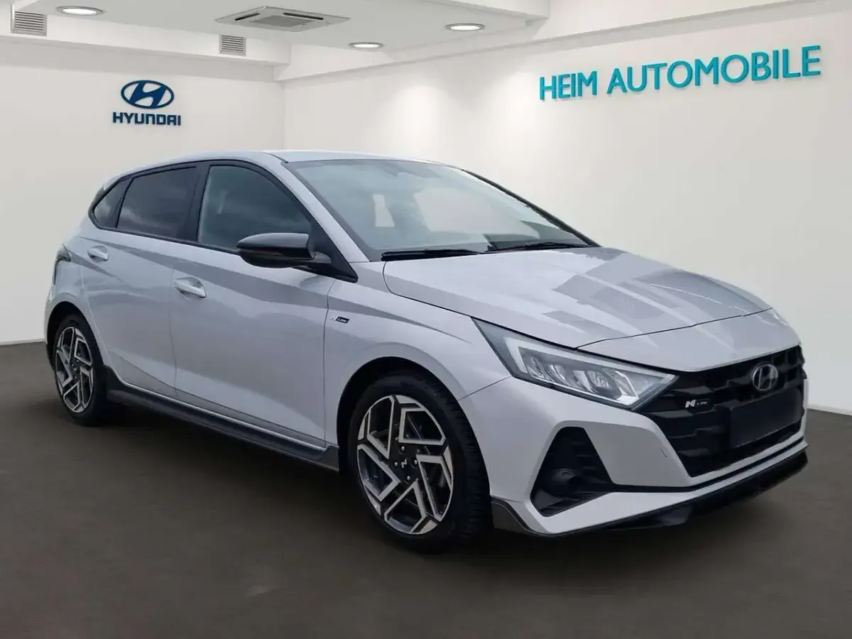 Gebraucht Hyundai i20 N Line 101 PS (74 kW) 2025 Lumen grey Kleinwagen