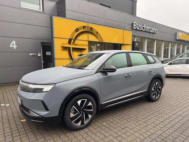 Grau Gebraucht 2025 Opel Grandland Electric Edition SUV | 44.900 € (Fairer Preis) - Bild 1/4