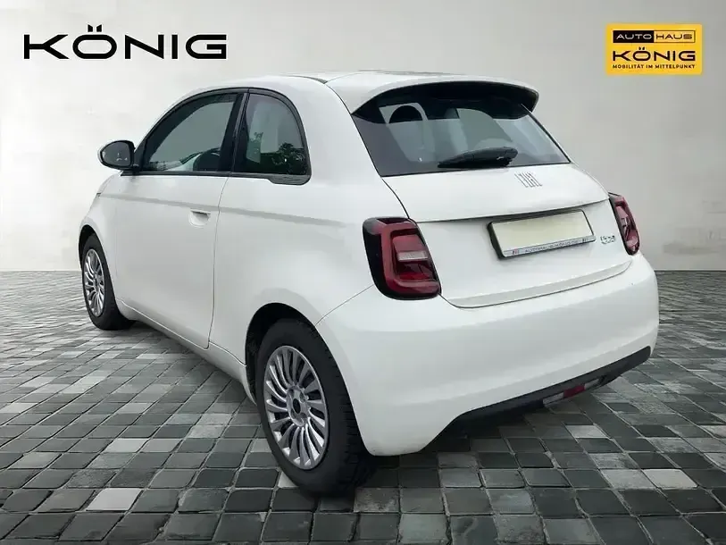 Gebraucht Fiat 500e 86 kW (118 PS) 2023 Weiß Limousine