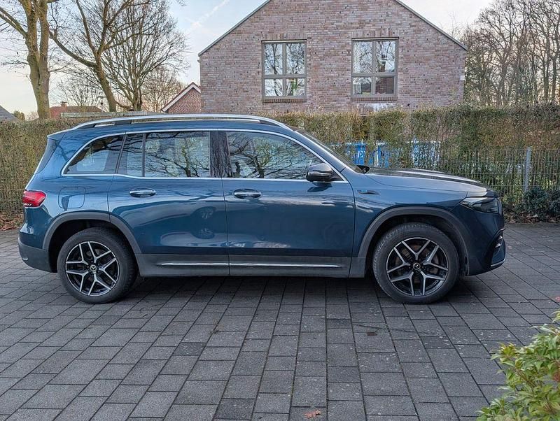 Gebraucht Mercedes EQB350 AMG 214 kW (292 PS) 2022 Blau SUV