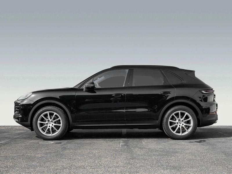 Gebraucht Porsche Cayenne 470 PS (345 kW) 2025 Schwarz SUV