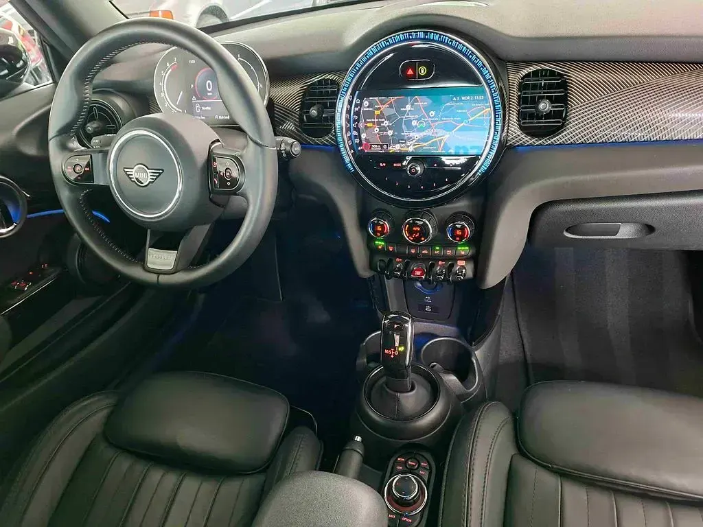 Gebraucht Mini Cooper Resolute Edition 136 PS (100 kW) 2023 Rebel green Kleinwagen