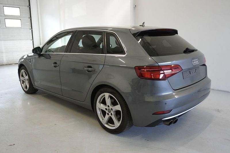 Gebraucht Audi A3 S-Line 150 PS (110 kW) 2017 Grau Limousine