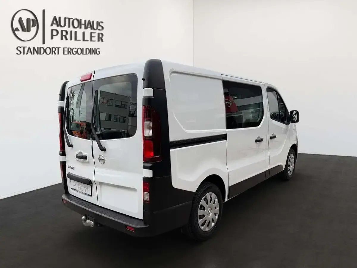 Gebraucht Nissan NV300 Comfort 145 PS (106 kW) 2021 Glacier white (s) Van