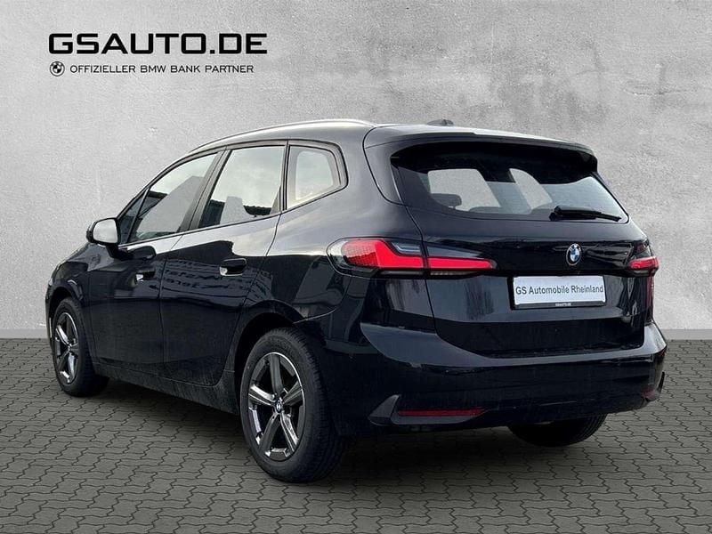 Gebraucht BMW 218 Active Tourer Luxury Line 136 PS (100 kW) 2024 Schwarz Van / Kleinbus
