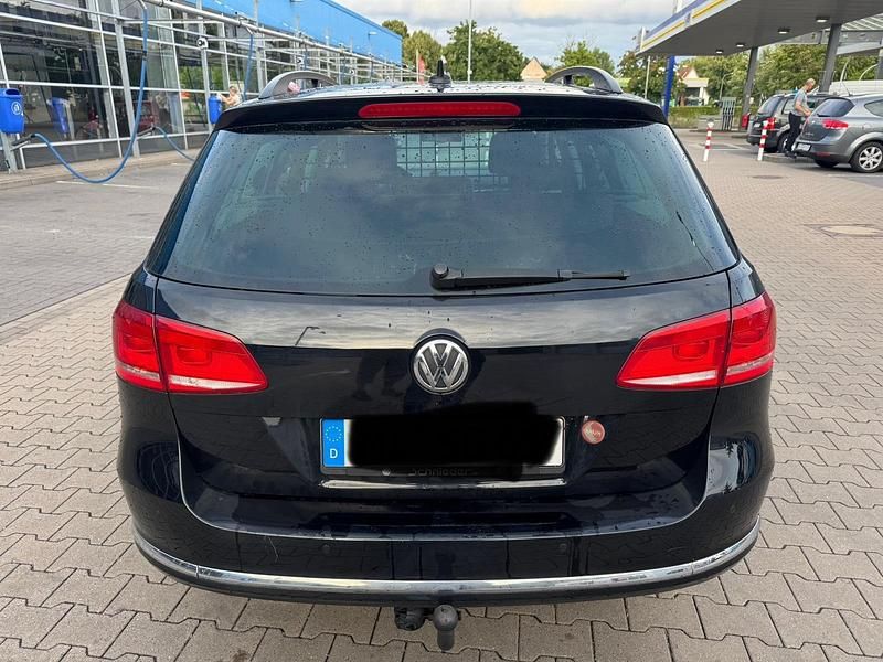 Gebraucht VW Passat 2011 Schwarz Kombi