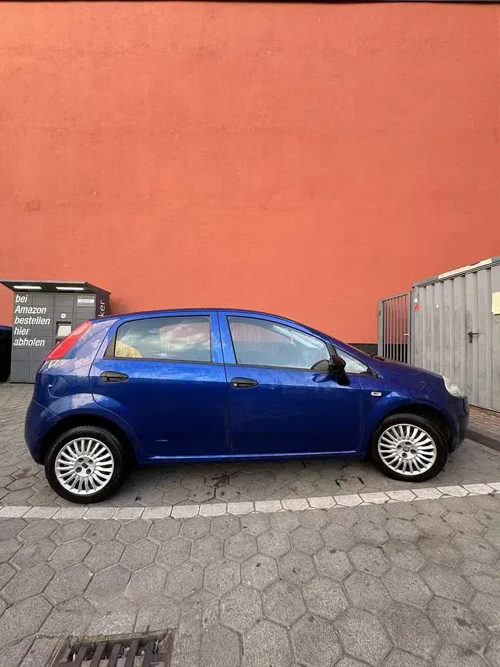 Gebraucht Fiat Punto Dynamic 80 PS (58 kW) 2008 Blau Kleinwagen