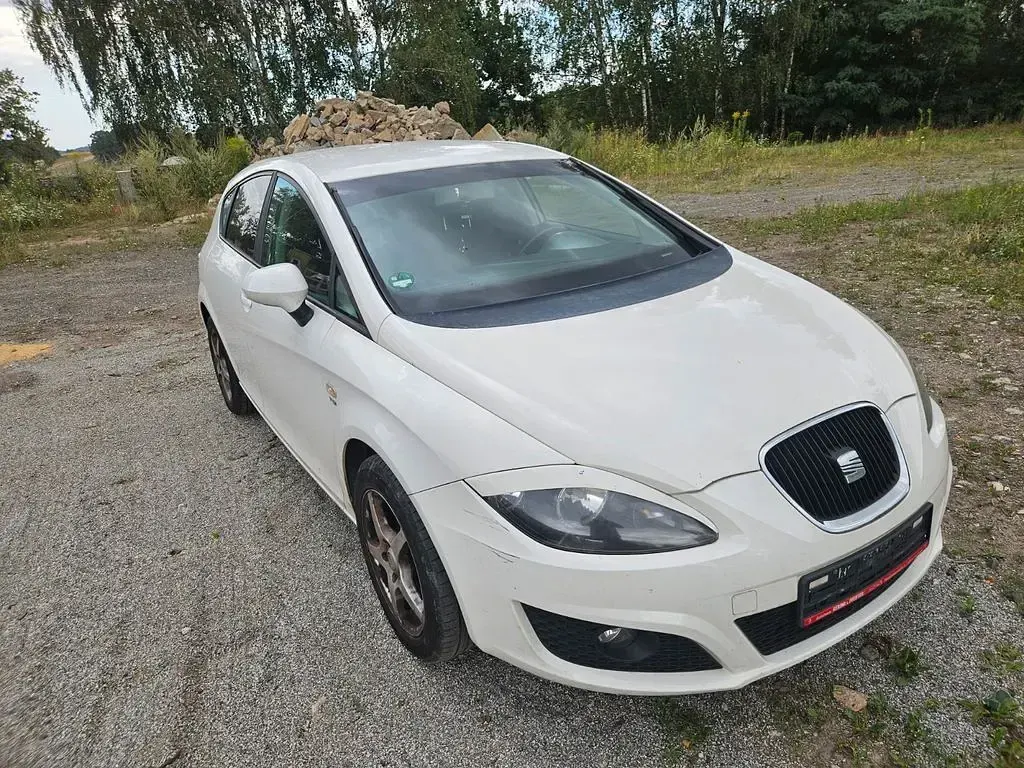 Gebraucht Seat Leon Style 125 PS (91 kW) 2012 Limousine