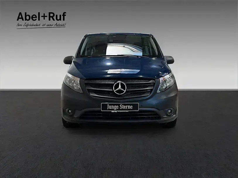 Gebraucht Mercedes Vito 136 PS (100 kW) 2021 Blau Van