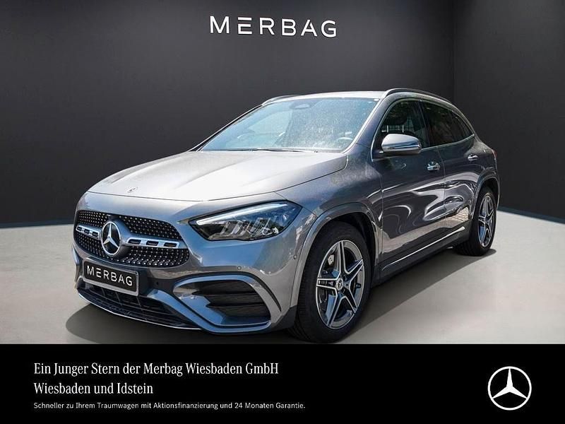 Mountain grau Gebraucht 2024 Mercedes GLA180 Advanced SUV | 38.390 € (Etwas zu teuer) - Bild 1/4