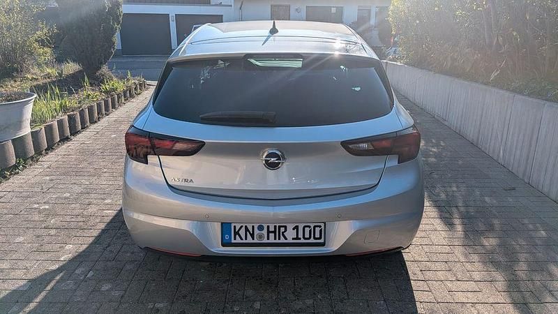 Gebraucht Opel Astra 125 PS (91 kW) 2019 Silber Limousine