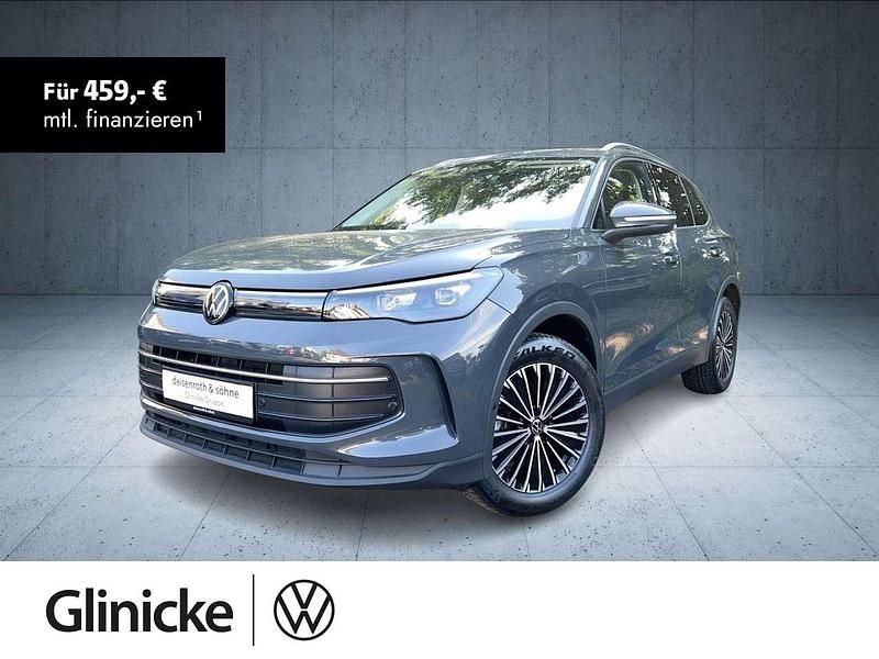 Delfingrau metallic Gebraucht 2024 VW Tiguan Life SUV | 34.920 € (Fairer Preis) - Bild 1/1
