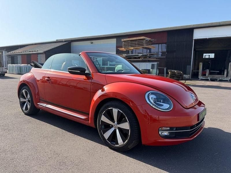 Gebraucht VW Beetle CLUB 110 PS (80 kW) 2015 Orange Kleinwagen