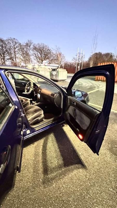 Gebraucht VW Golf III Trendline 101 PS (74 kW) 1998 Limousine