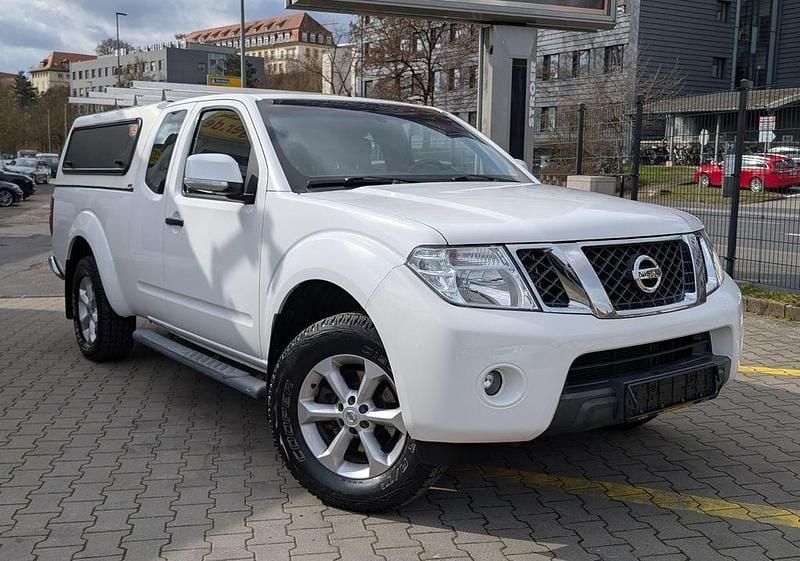 Gebraucht Nissan Navara 190 PS (139 kW) 2013 Weiß Pickup