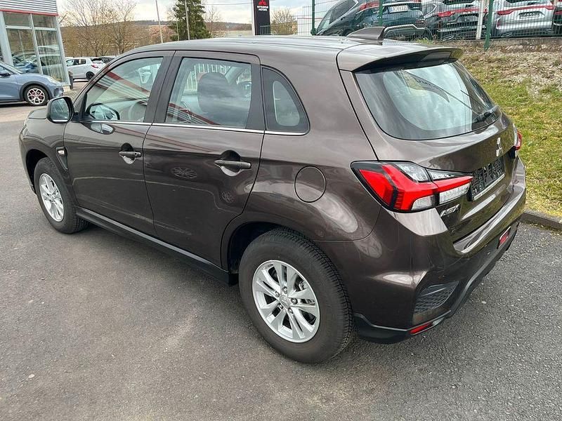 Gebraucht Mitsubishi ASX Edition 150 PS (110 kW) 2021 Braun SUV