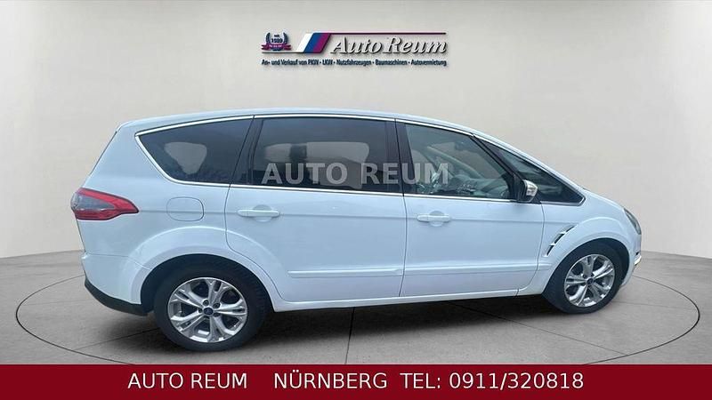 Gebraucht Ford S-MAX Titanium 163 PS (119 kW) 2014 Weiß Van / Kleinbus