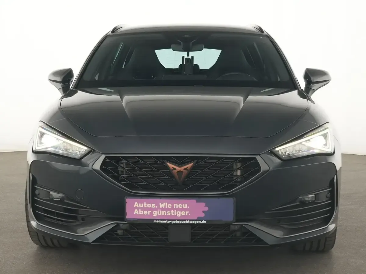 Gebraucht Cupra Leon VZ 310 PS (228 kW) 2023 Magnetic tech grau Limousine
