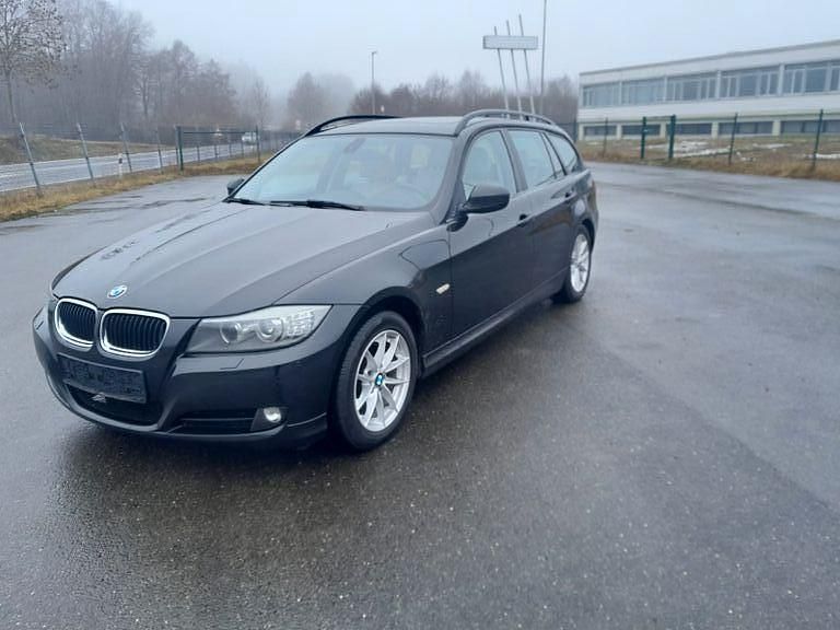 Gebraucht BMW 320 Sport Line 170 PS (125 kW) 2007 Schwarz Kombi
