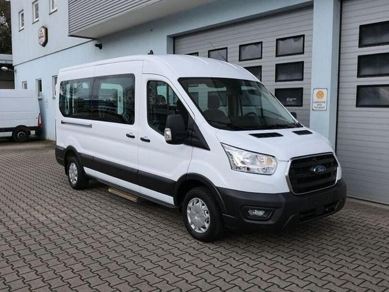 Gebraucht Ford Transit Trend 131 PS (96 kW) 2019 Frostweiß Van / Kleinbus