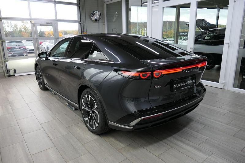 Neu Mazda 6e Takumi-Line 189 kW (258 PS) 2025 Grau Limousine