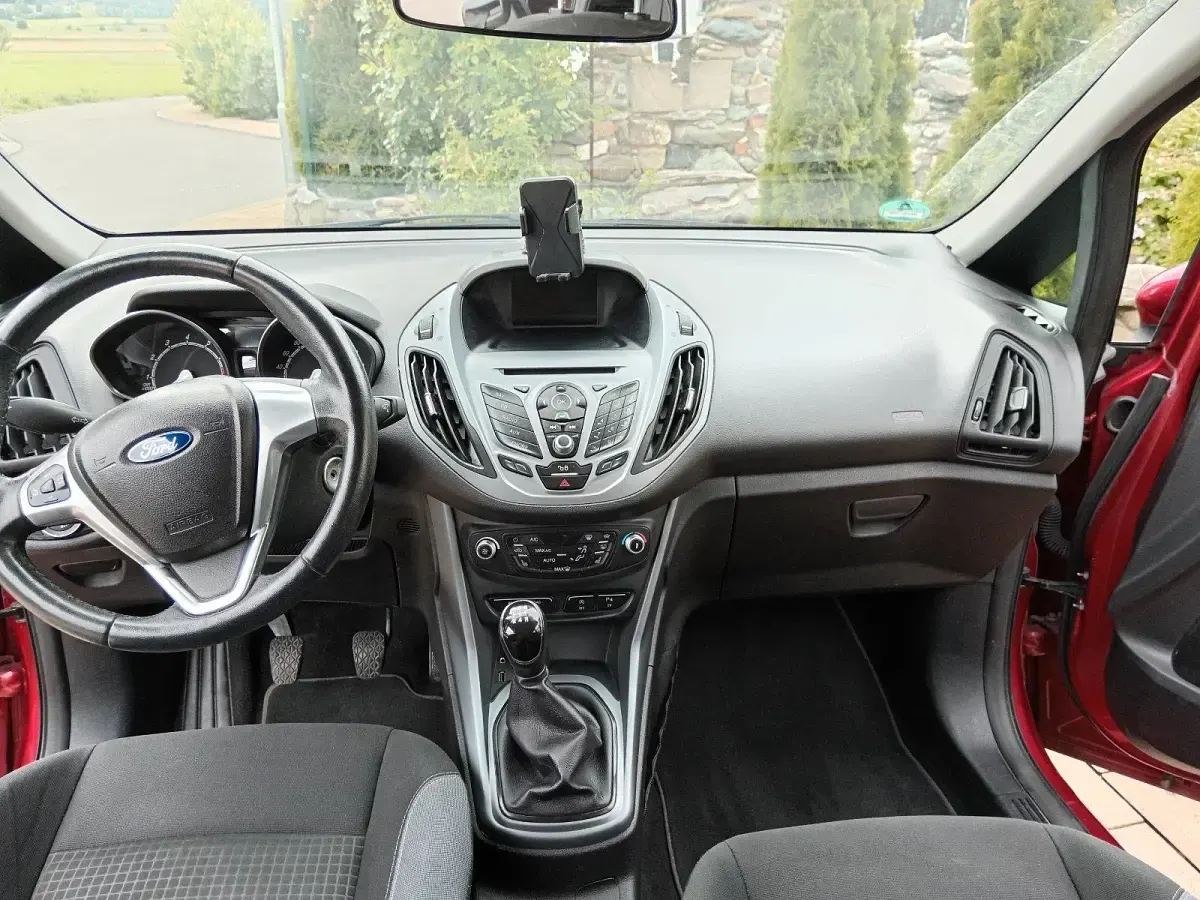 Gebraucht Ford B-MAX Cool & Connect 100 PS (73 kW) 2017 Rot Van / Kleinbus