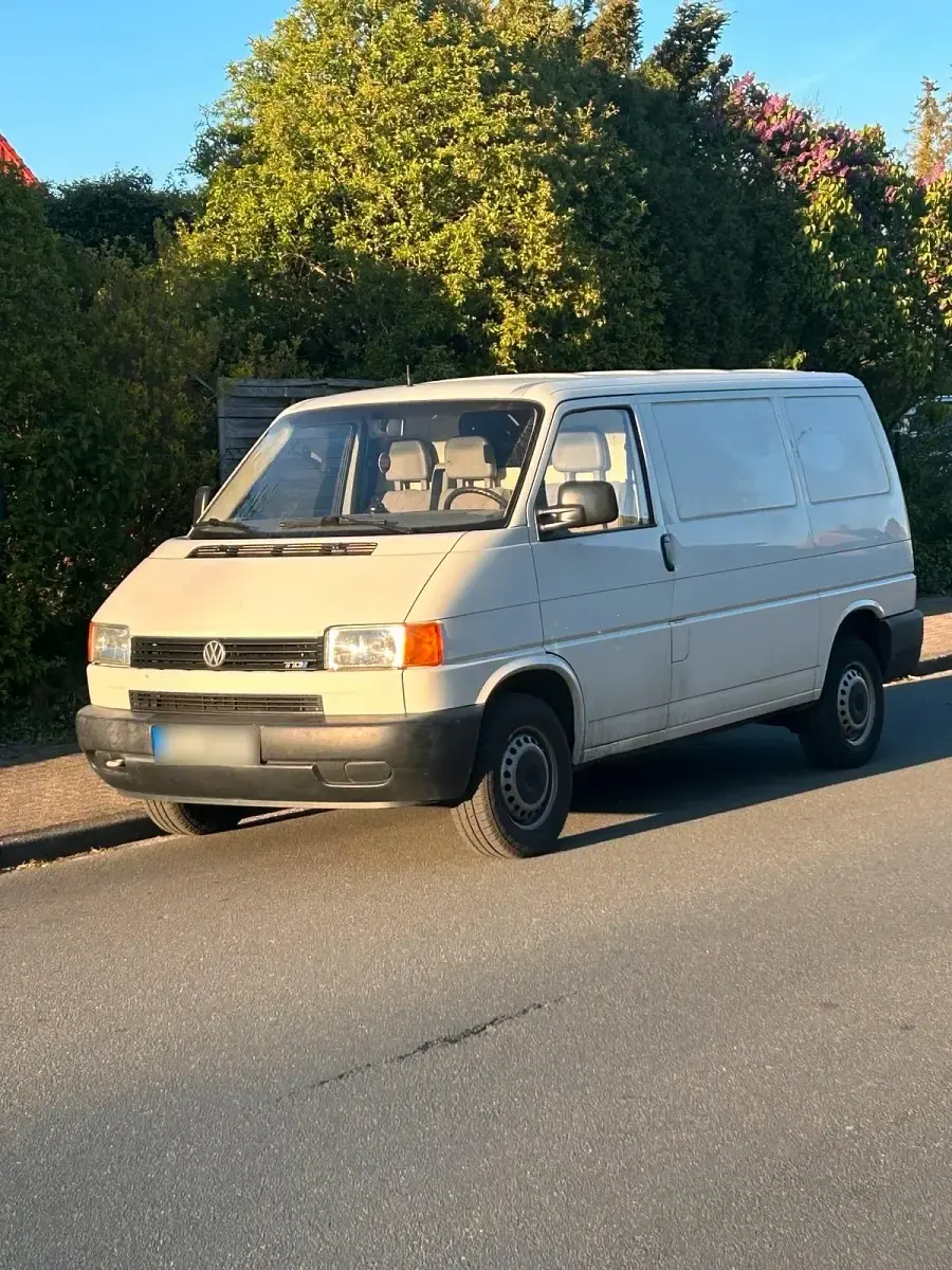 Gebraucht VW T4 88 PS (64 kW) 2001 Weiß Van