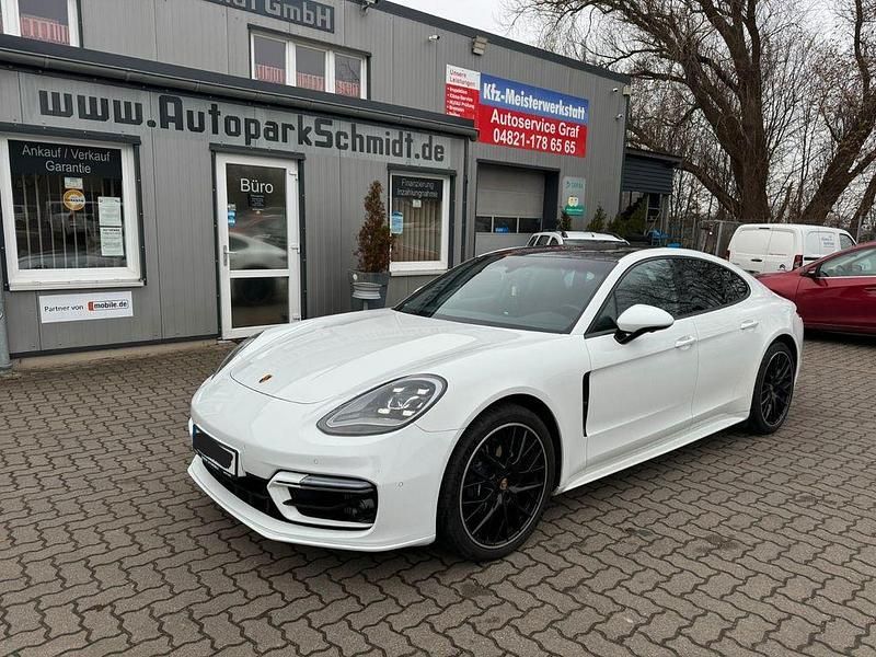 Gebraucht Porsche Panamera 330 PS (242 kW) 2023 Weiß Limousine