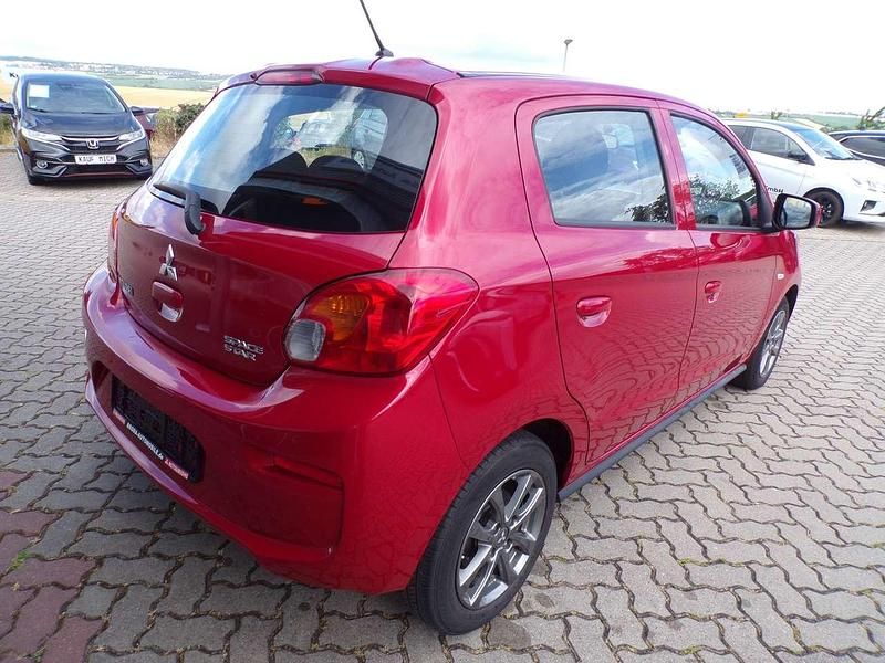 Gebraucht Mitsubishi Space Star Diamant Edition 71 PS (52 kW) 2020 Amarenarot (m) Kleinwagen