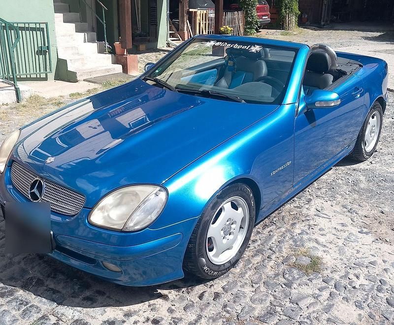 Blau Gebraucht 2002 Mercedes SLK230 Cabrio | 4.000 € (Fairer Preis) - Bild 1/4